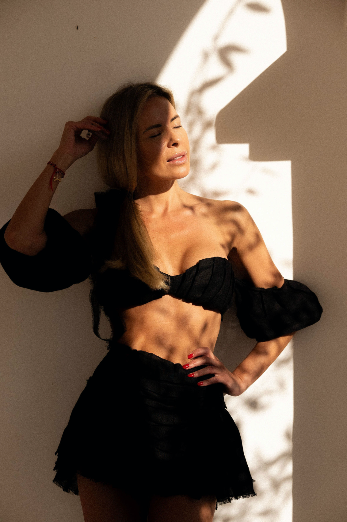 Layered raffled mini skirt