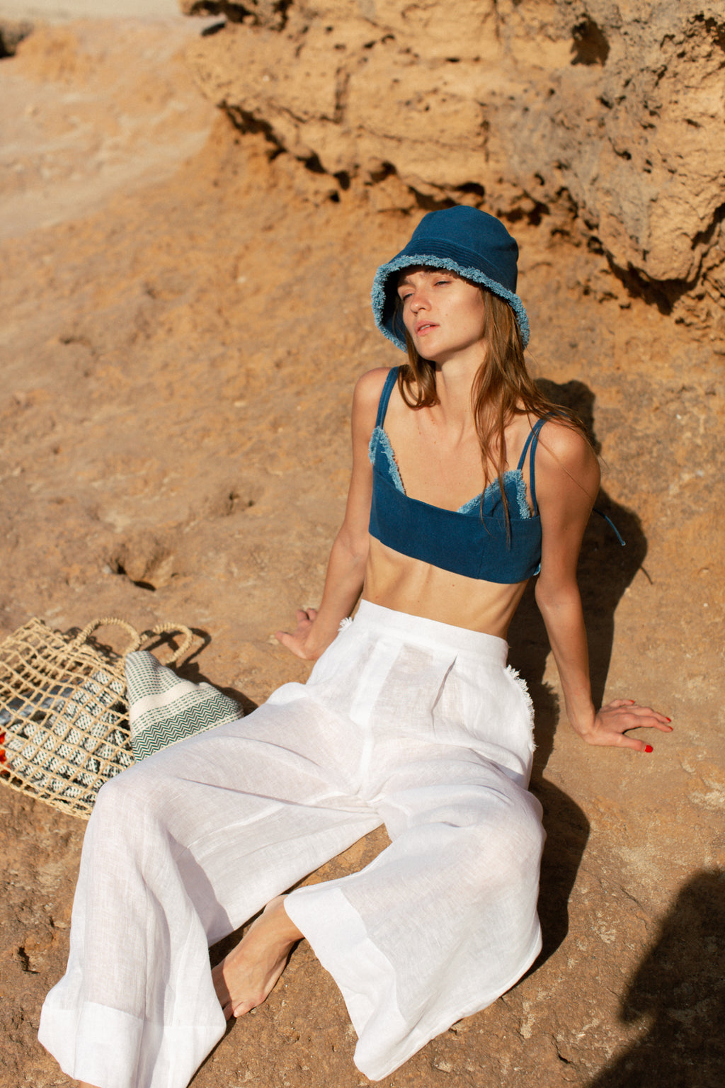 Wide leg trousers