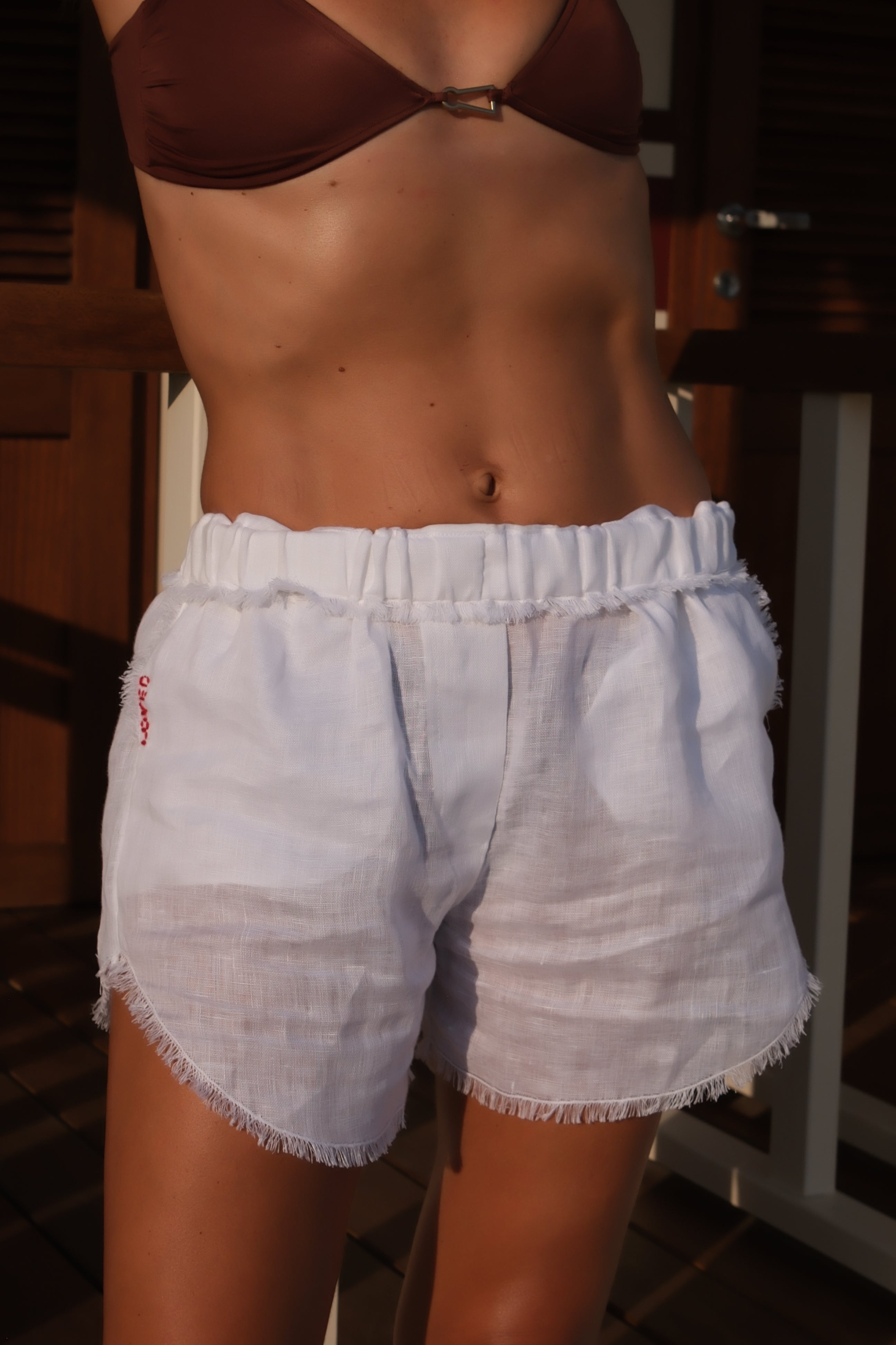Loose-fit linen shorts